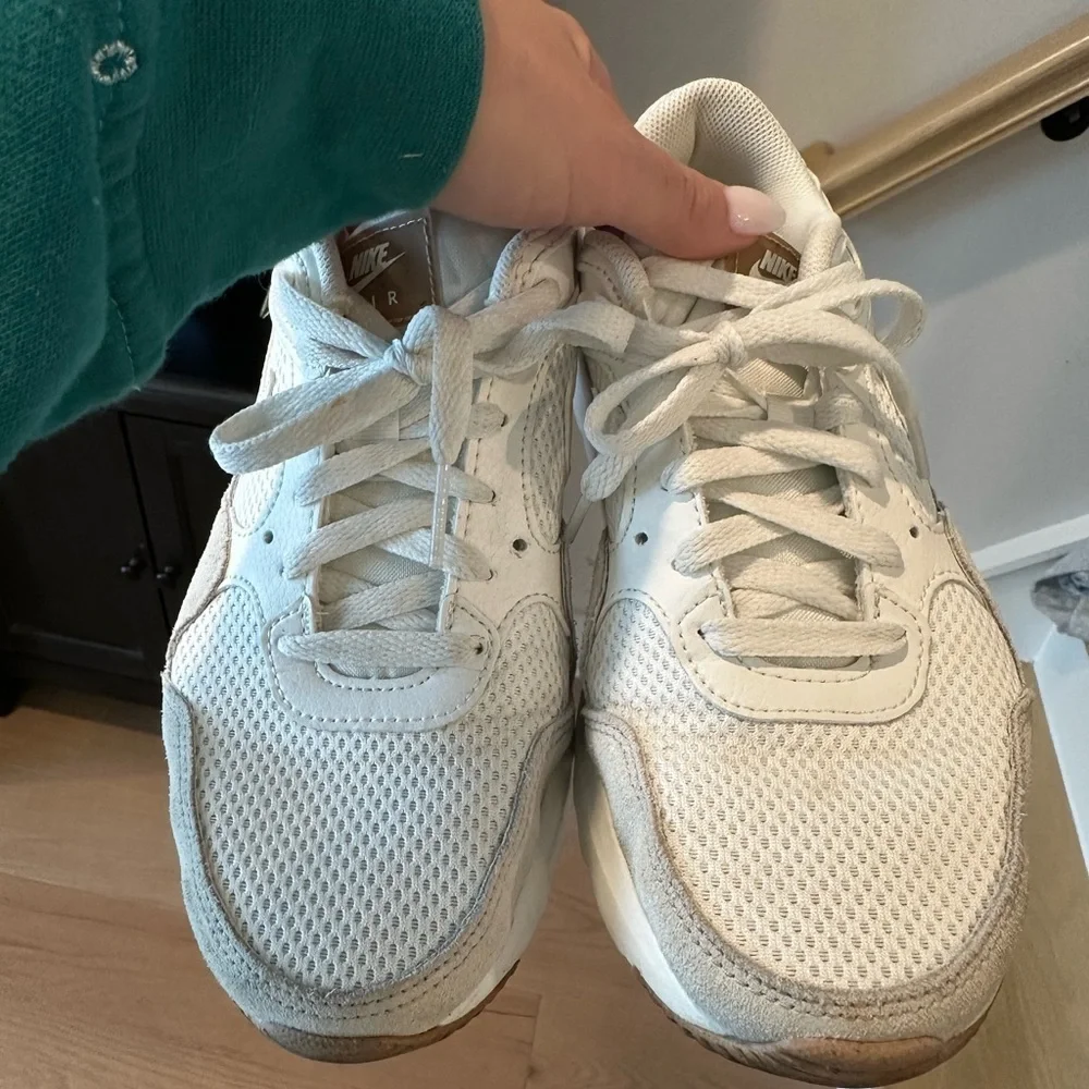 Nike White and Tan Sneakers